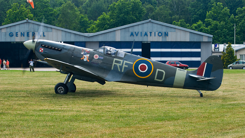 090_Goraszka_Supermarine Spitfire Mk.VB.jpg
